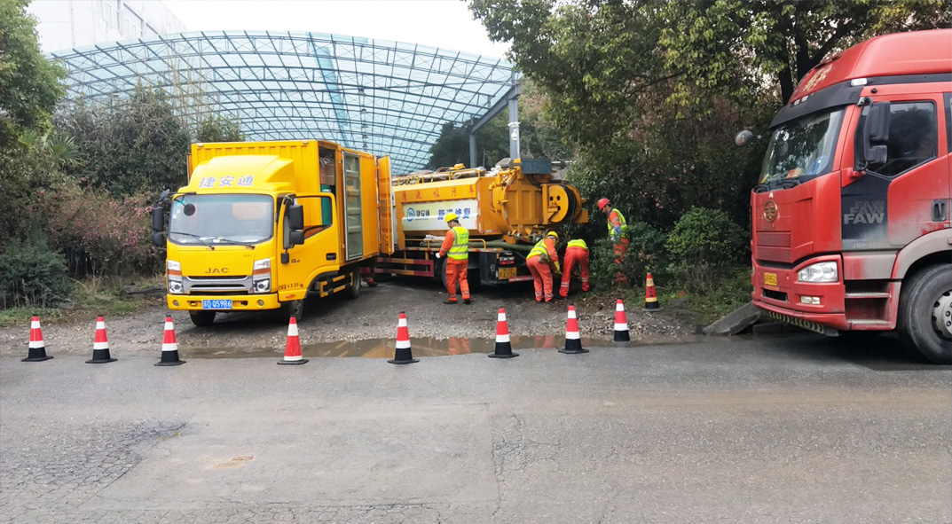 蒋湖农场成区雨污水管网“四位一体”检测疏通项目